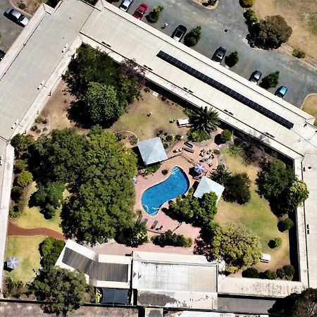River Country Inn (Adults Only) Moama Esterno foto
