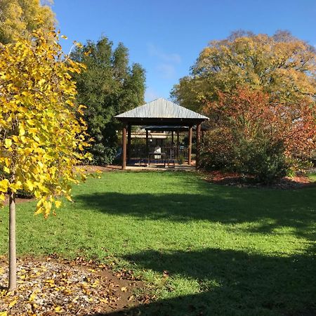 River Country Inn (Adults Only) Moama Esterno foto