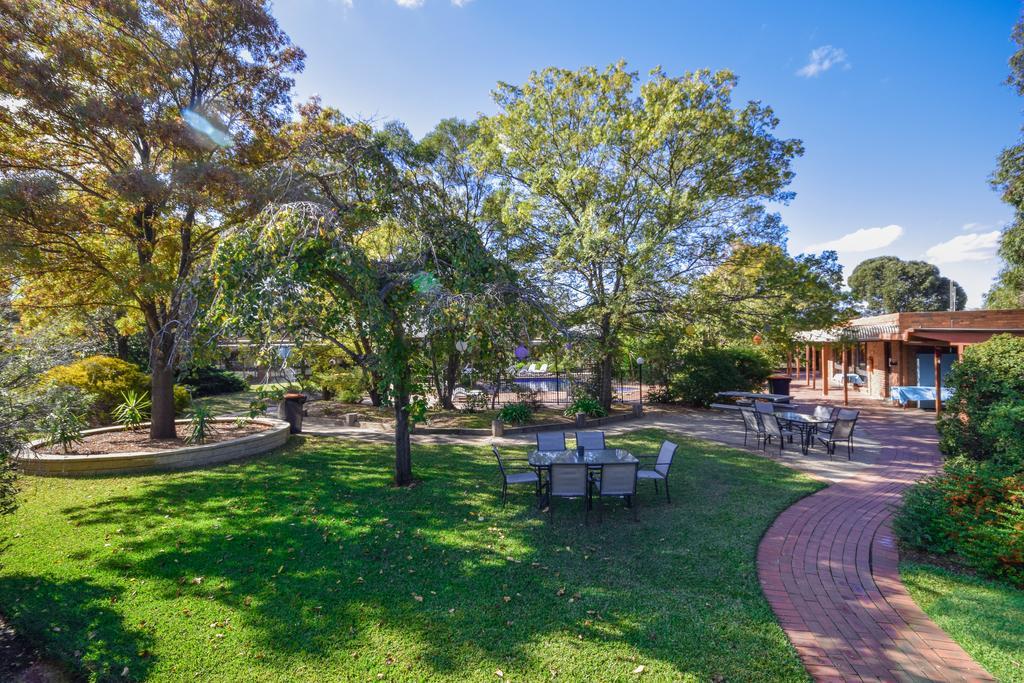 River Country Inn (Adults Only) Moama Esterno foto