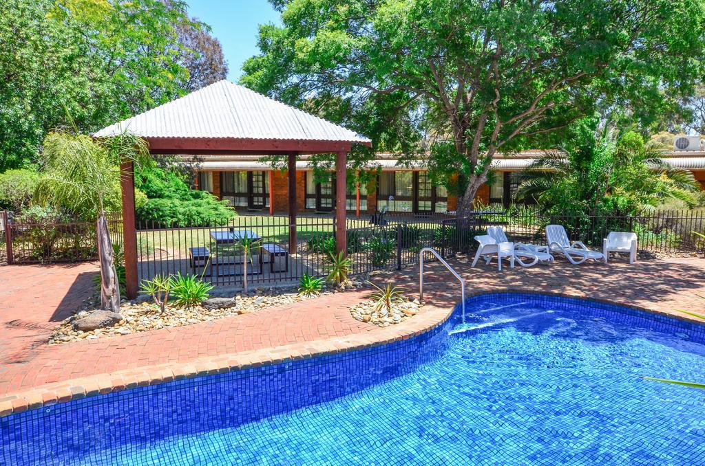 River Country Inn (Adults Only) Moama Esterno foto