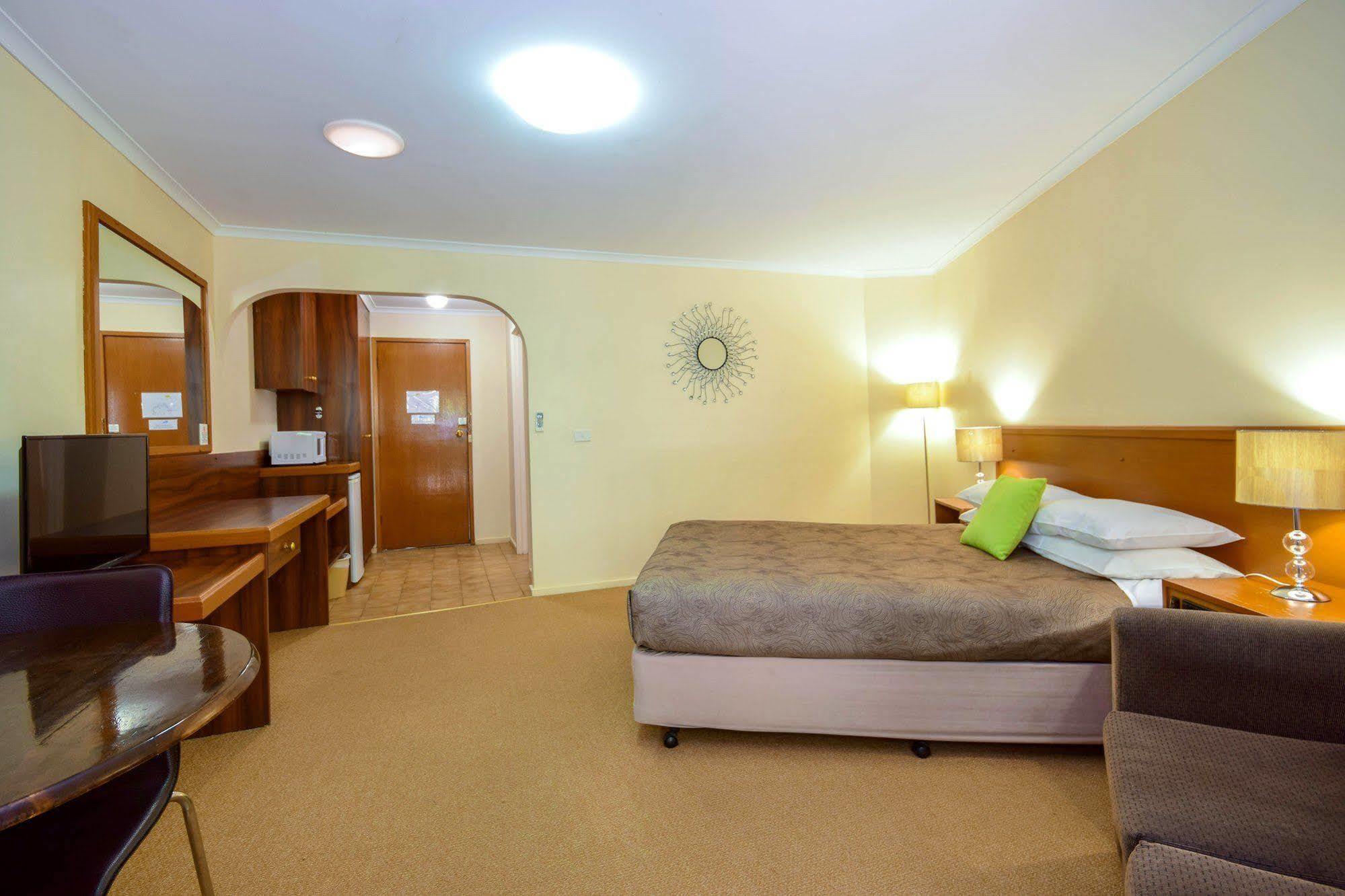 River Country Inn (Adults Only) Moama Esterno foto